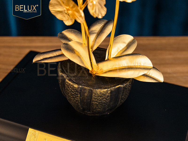 Chậu Hoa Lan Hồ Điệp 3 Cành dát vàng 24k KT 22x15x24cm